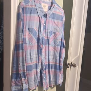 Patagonia Casual Plaid Shirt in Blue and Pink
